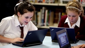 1_Kogara-school-kids-use-their-new-laptops